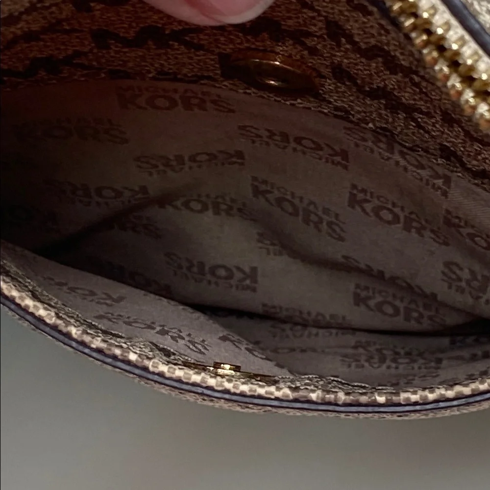 Michael‎ Kors Signature Lydia Large Shoulder Hobo Bag in Natural and Acorn